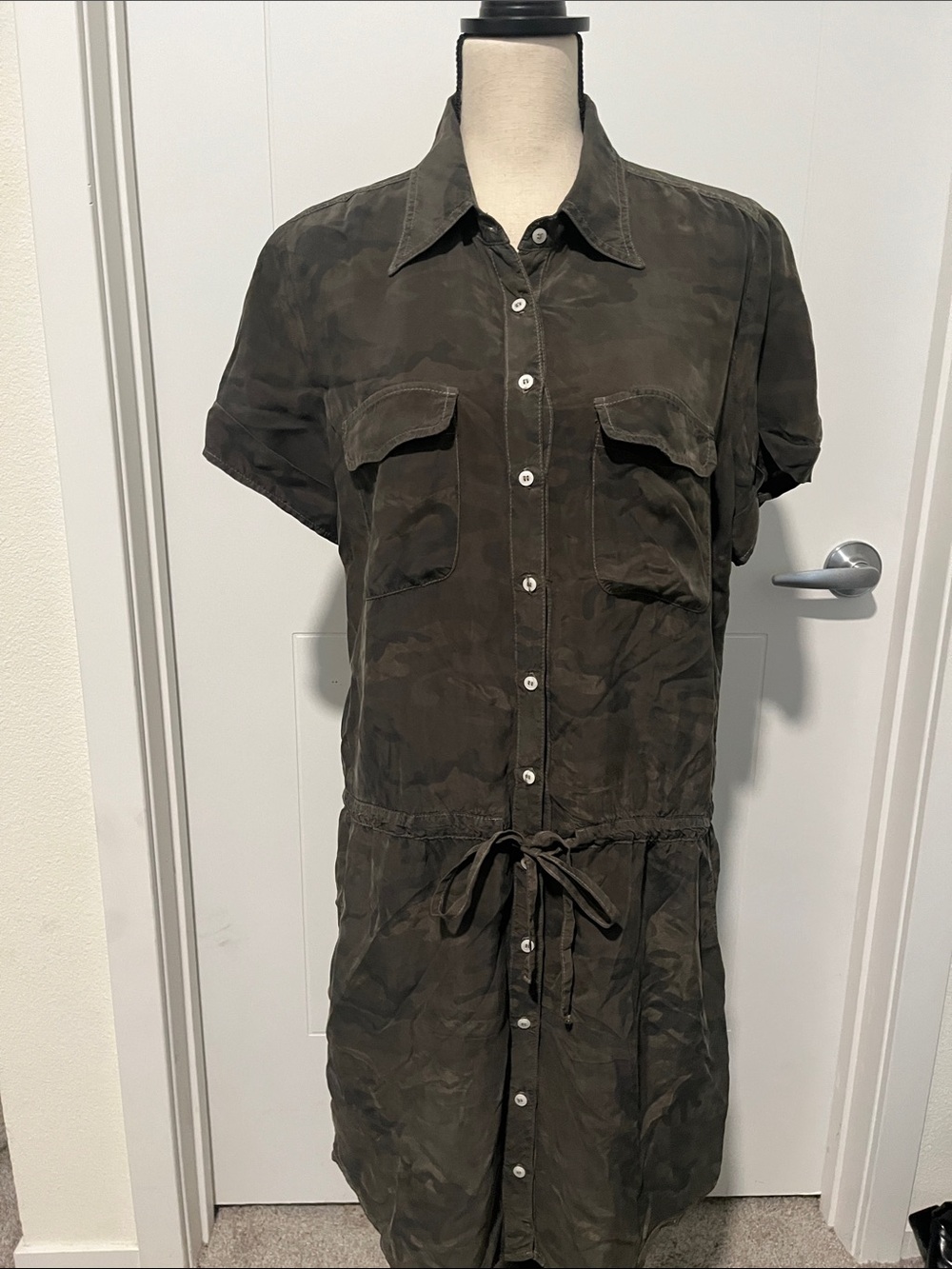 Guess Y2K Camouflage Design Front Button Drawstring Pockets Dress 2000’s Utility